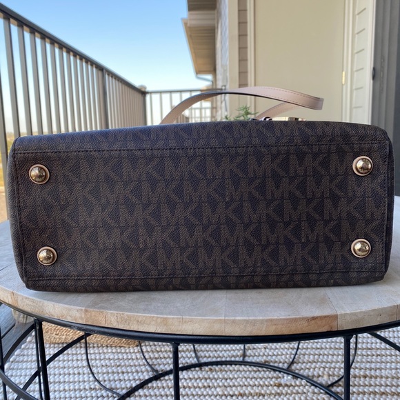 Michael Kors Totebag - Picture 5 of 6